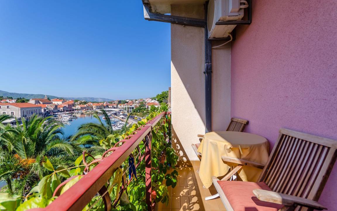 Photo of Patio Balcony in Vrboska
