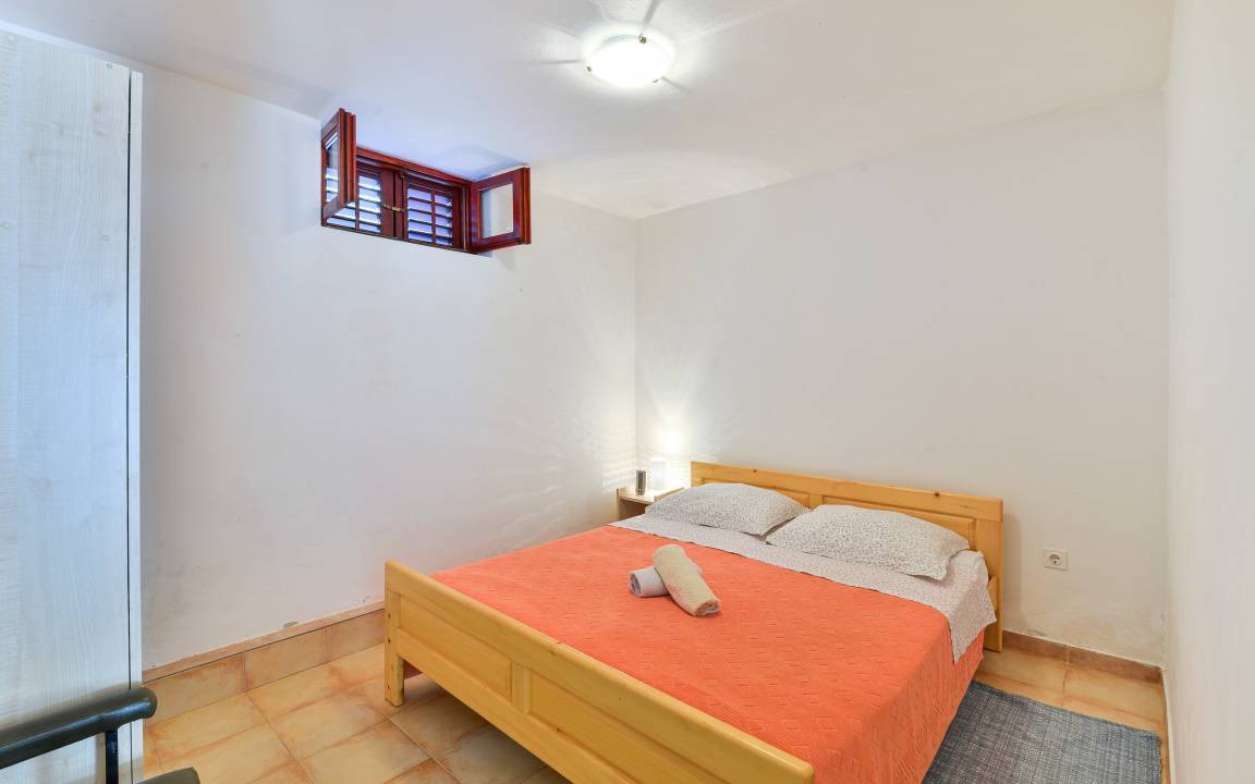 Photo of Bedroom in Tkon