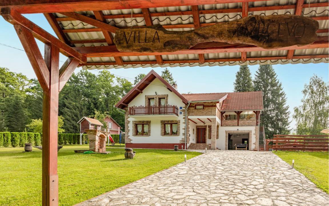 Photo of Others in Brestovac