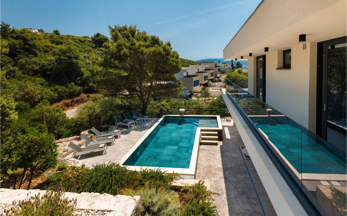 Photo of Others in Komarna