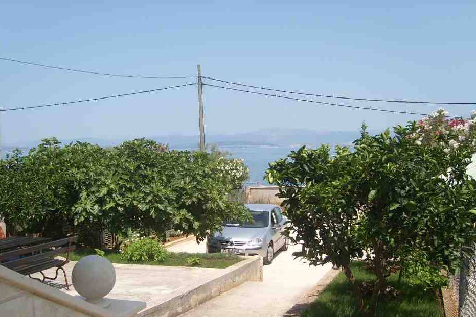 Photo of Others in Sutivan