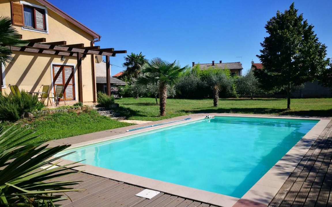 Photo of Others in Kastel