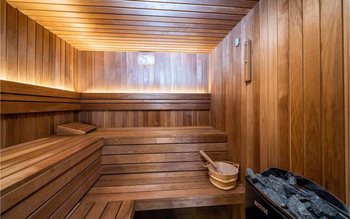 Photo of Bathroom in Sreser