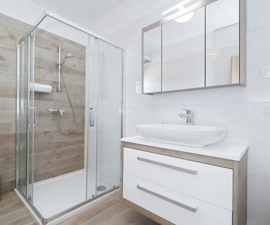 Photo of Bathroom in Seline