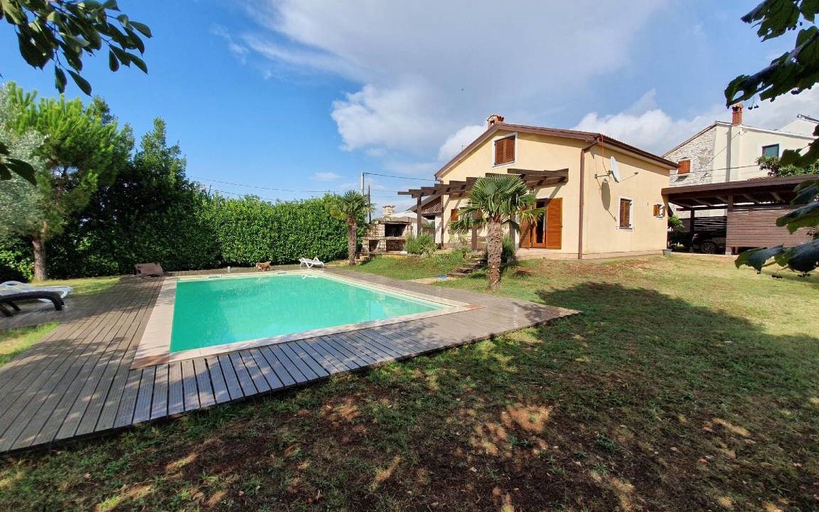 Photo of Others in Kastel