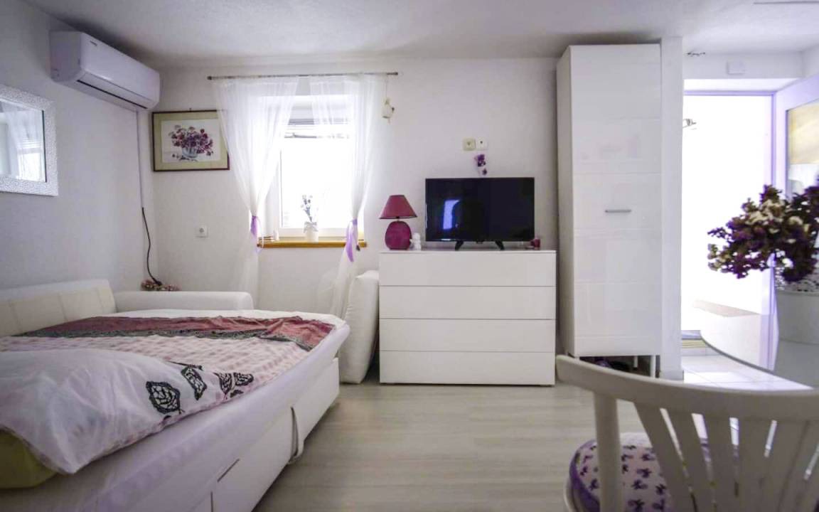 Photo of Bedroom in Raslina