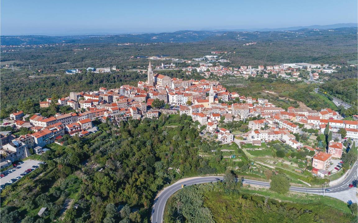 Photo of Others in Kastel