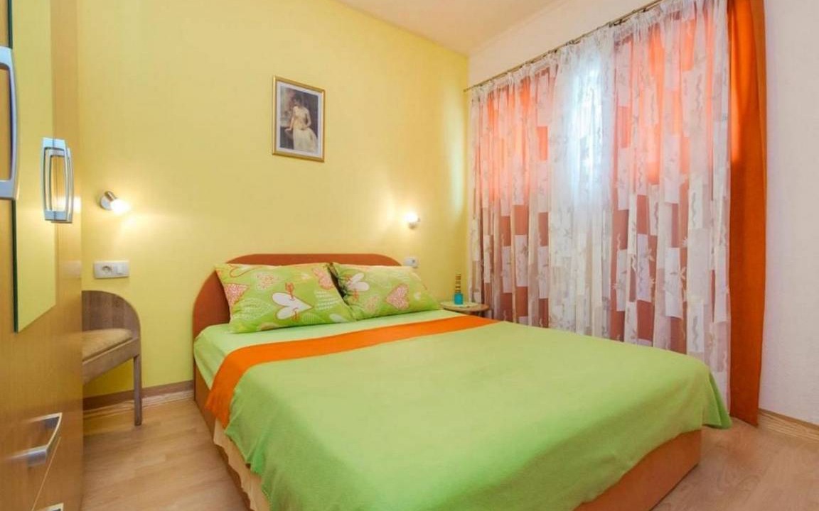 Photo of Bedroom in Tribunj