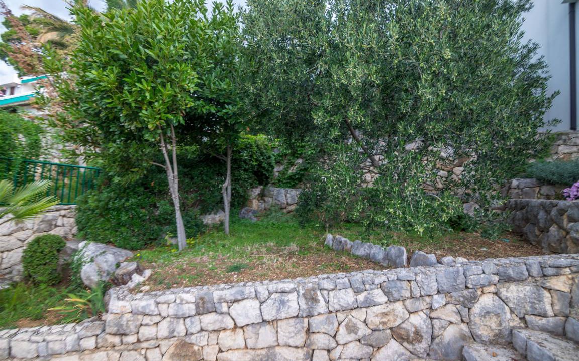 Photo of Others in Bratus