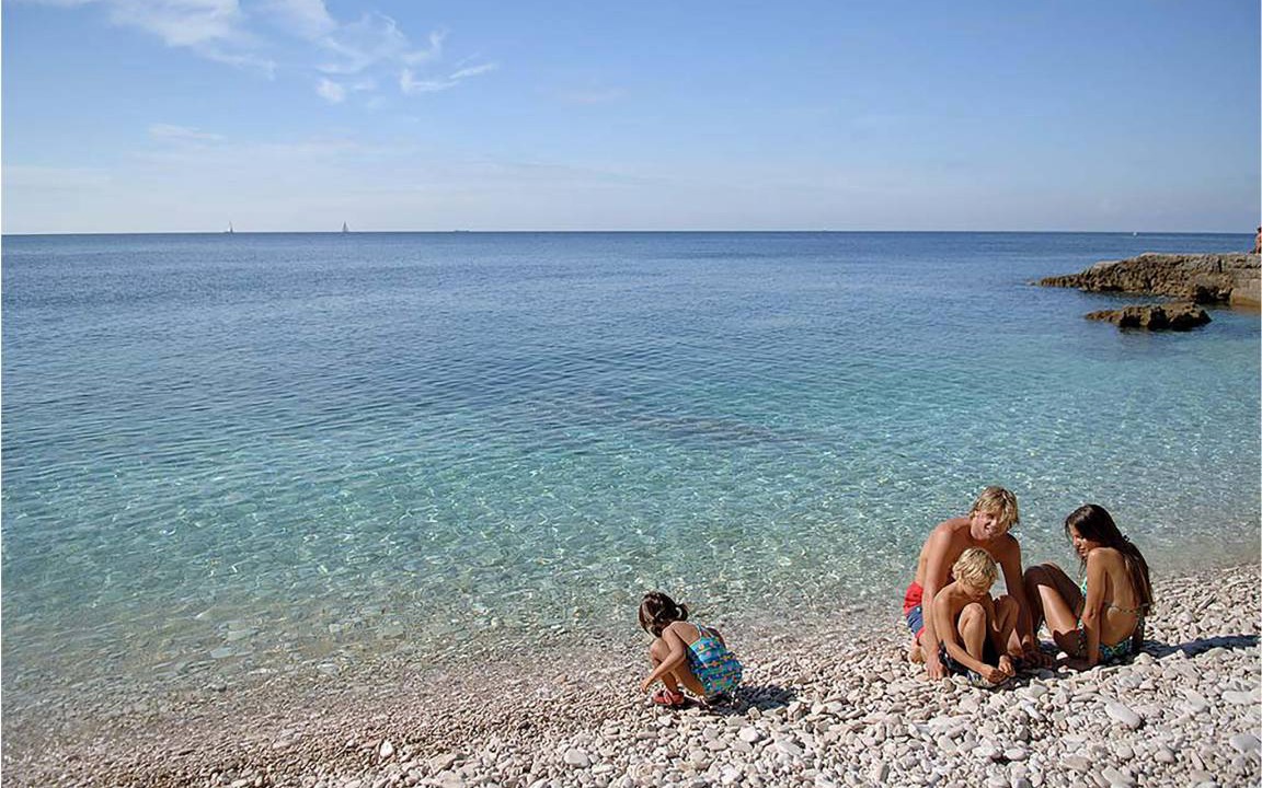 Photo of Others in Kastel