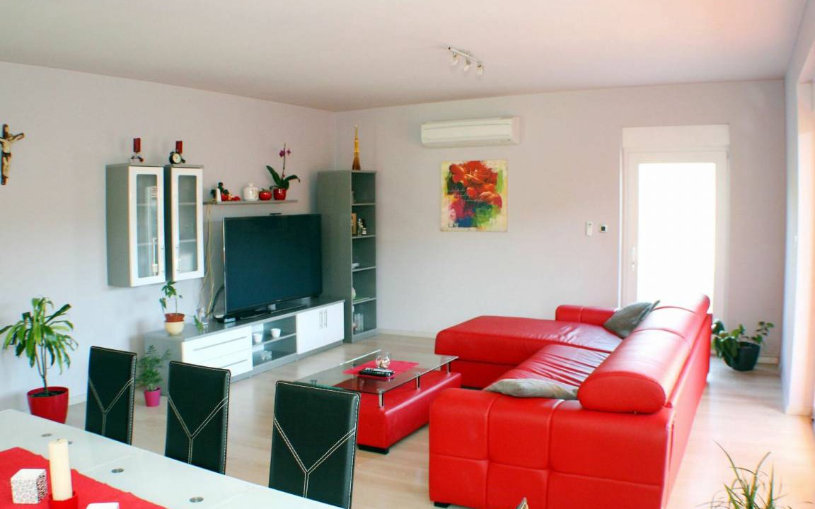 Photo of Others in Dusina