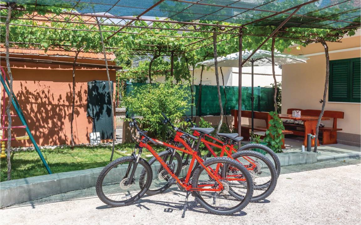 Photo of Others in Sestanovac