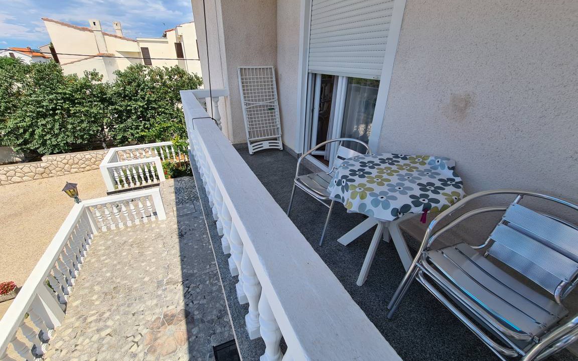 Photo of Patio Balcony in Barbat na Rabu