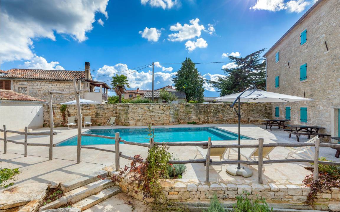 Photo of Others in Karlovici