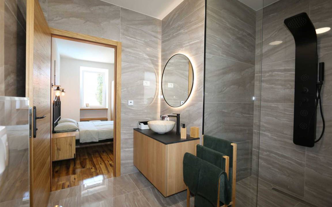 Photo of Bathroom in Gabonjin