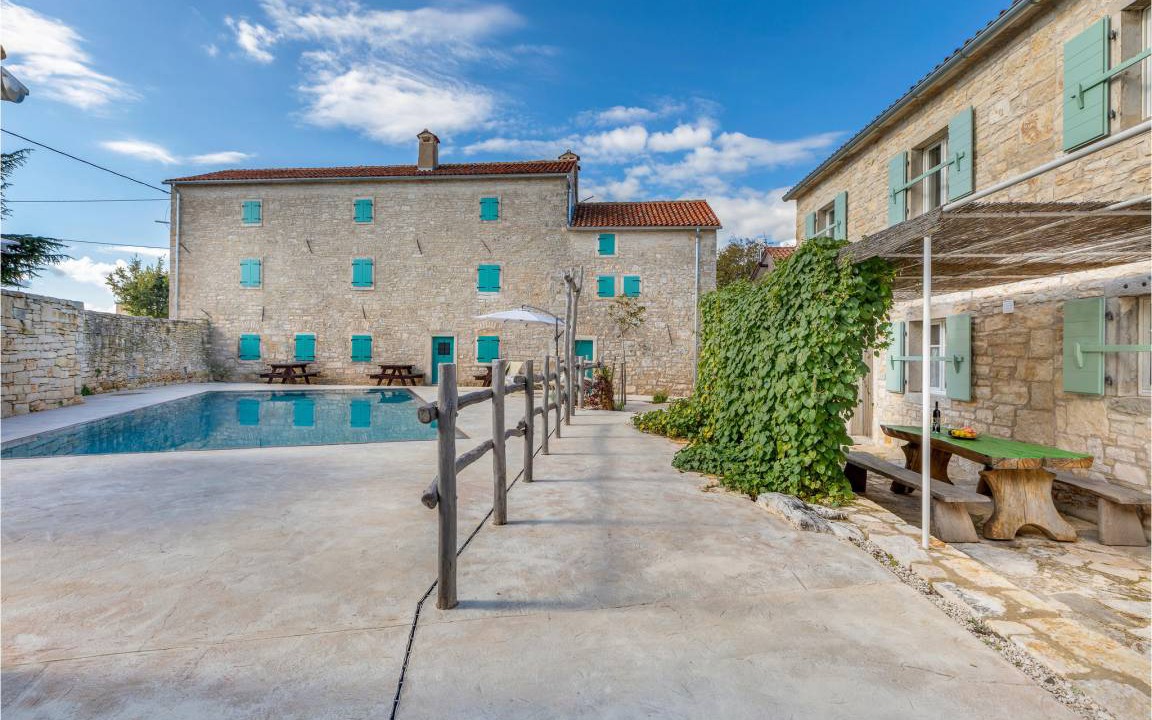 Photo of Others in Karlovici