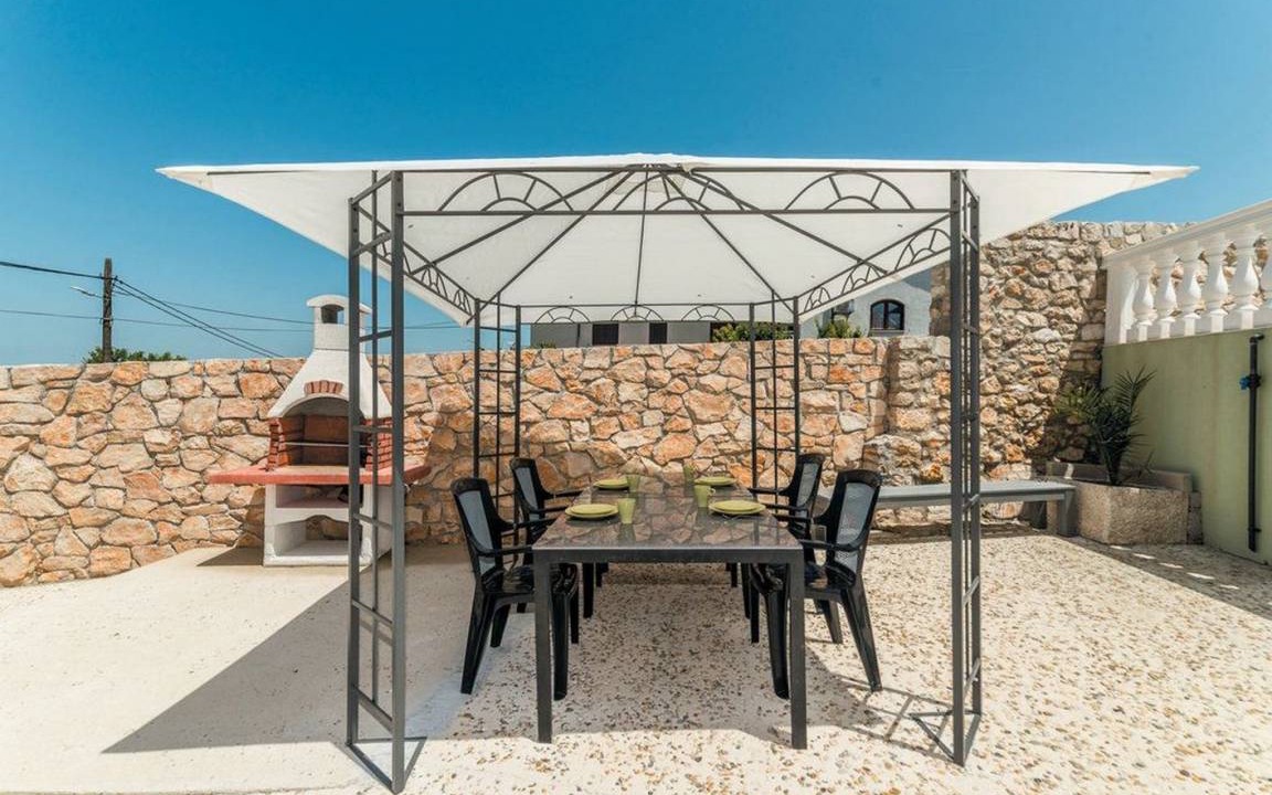 Photo of Patio Balcony in Banj