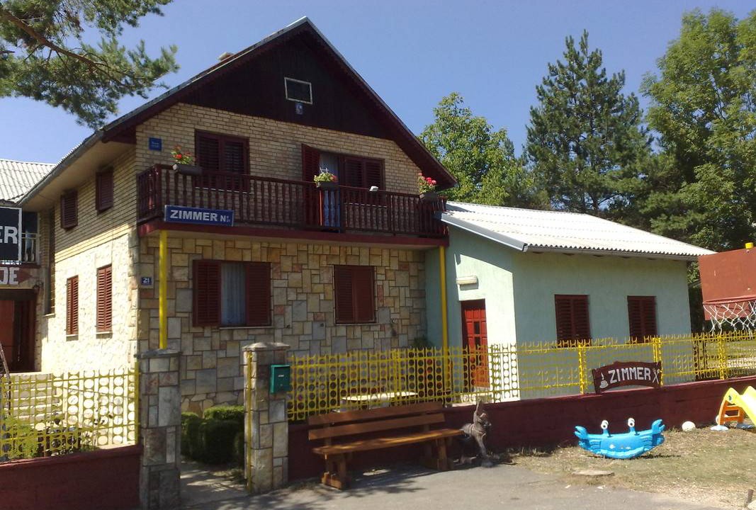 Photo of Others in Seliste