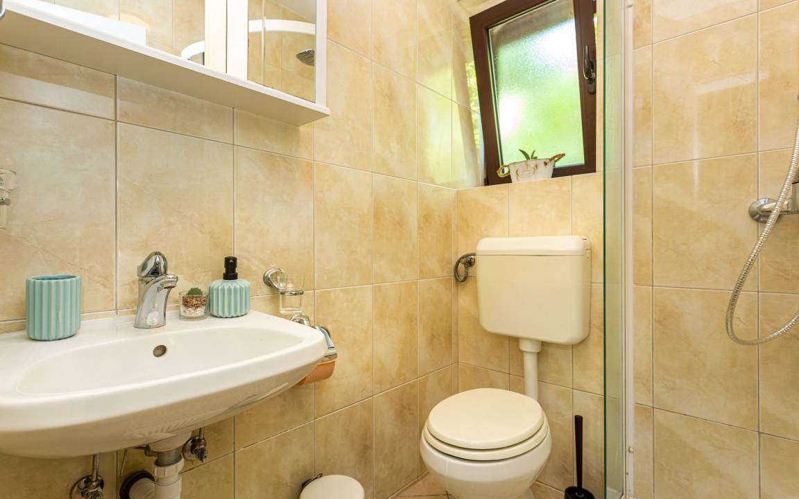 Photo of Bathroom in Silo
