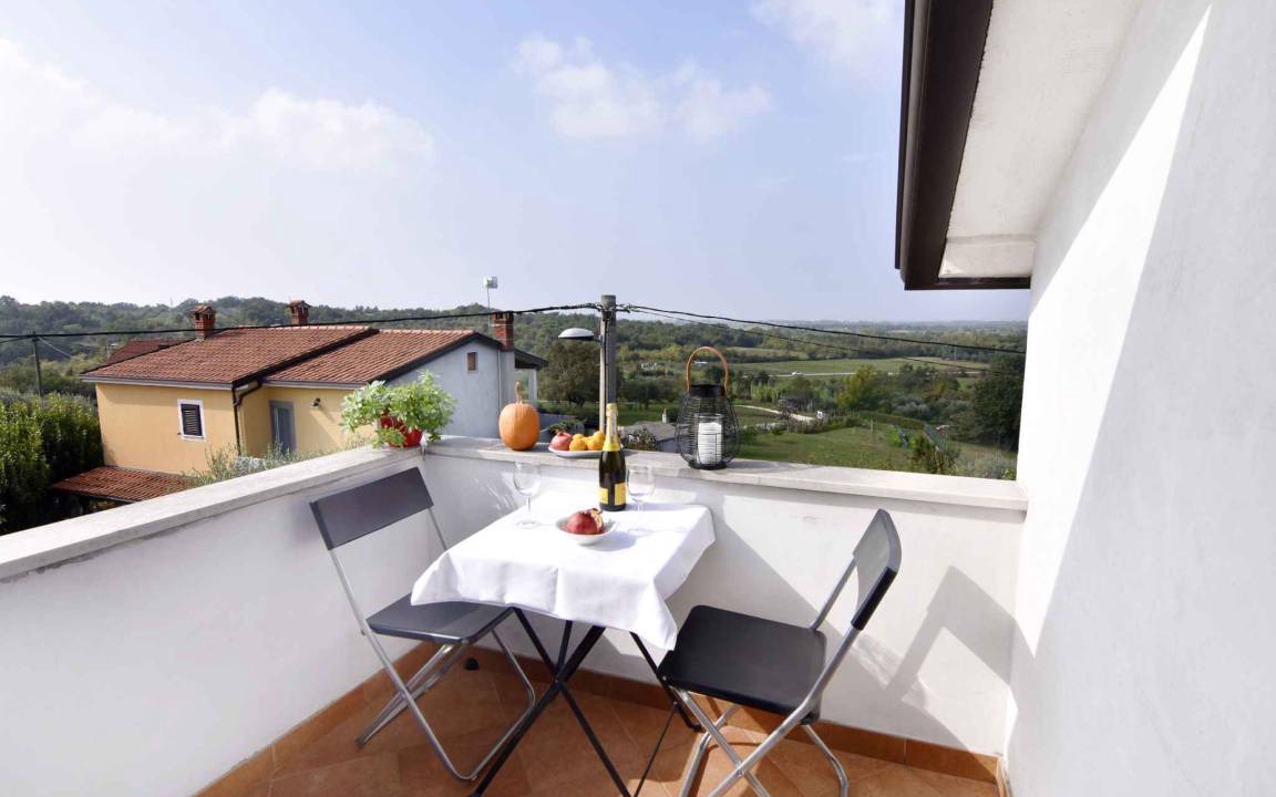Photo of Patio Balcony in Vardica