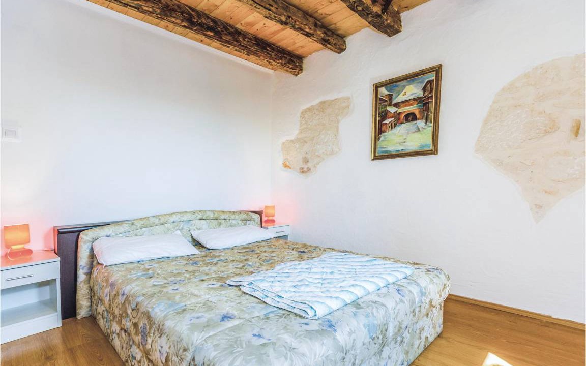 Photo of Others in Flengi