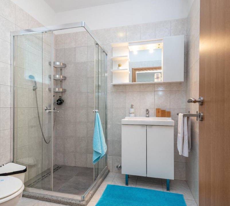 Photo of Bathroom in Okrug Gornji