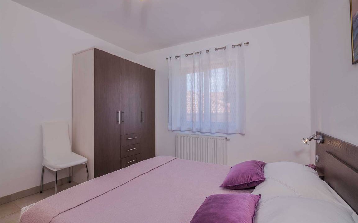 Photo of Bedroom in Porat