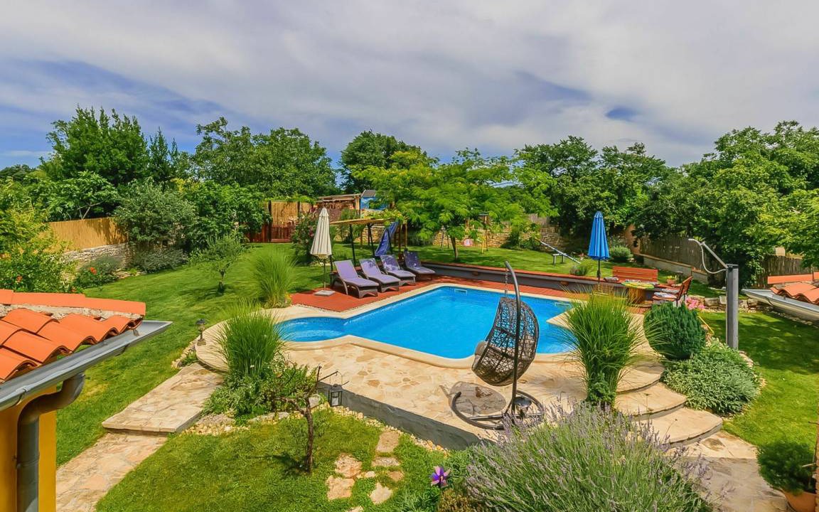 Photo of Others in Cabrunici