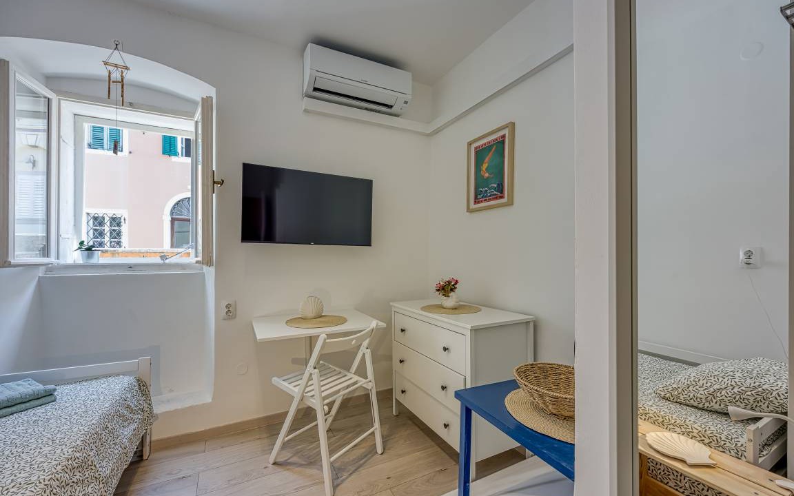 Photo of Bedroom in Cove Murtar