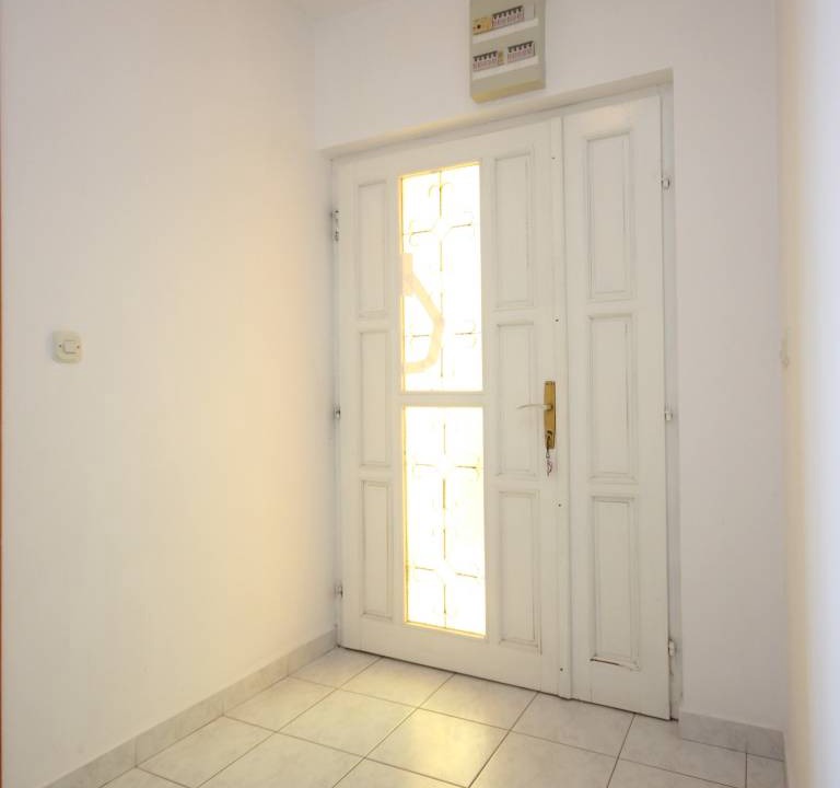 Photo of Others in Vis