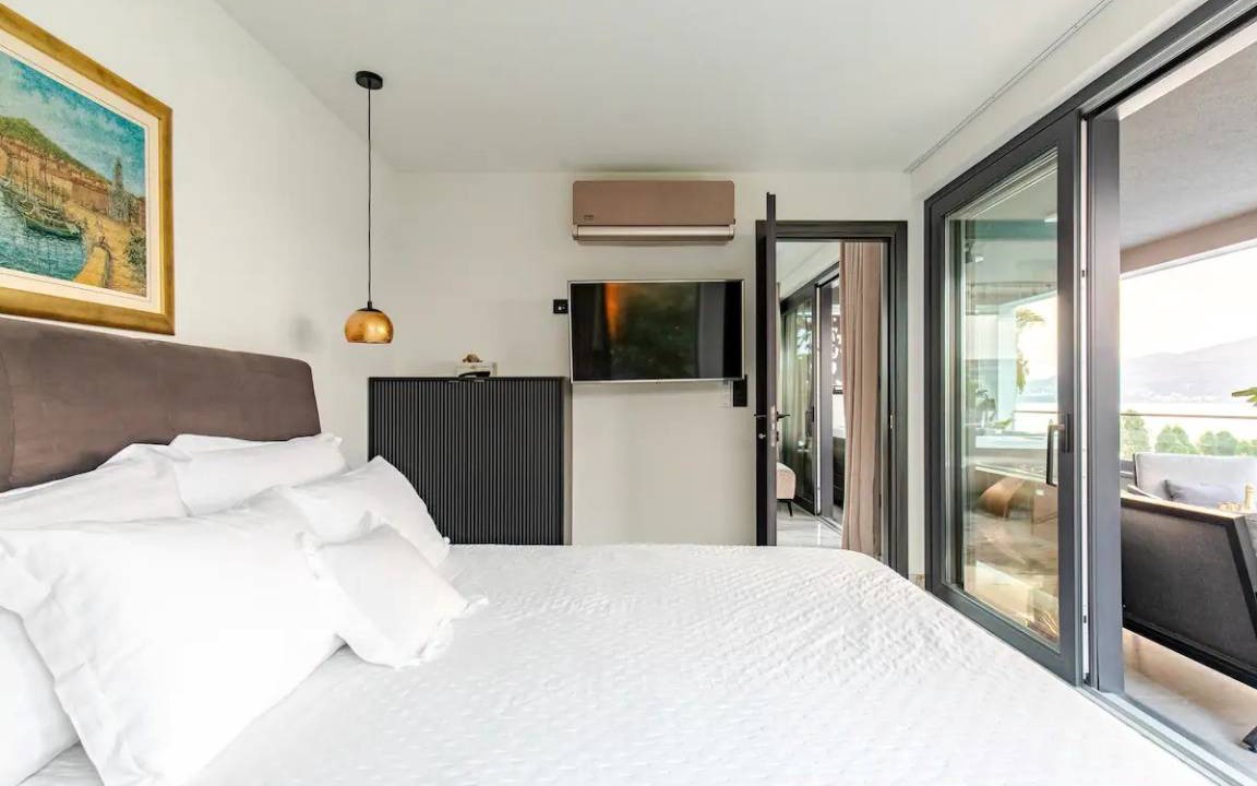 Photo of Bedroom in Okrug