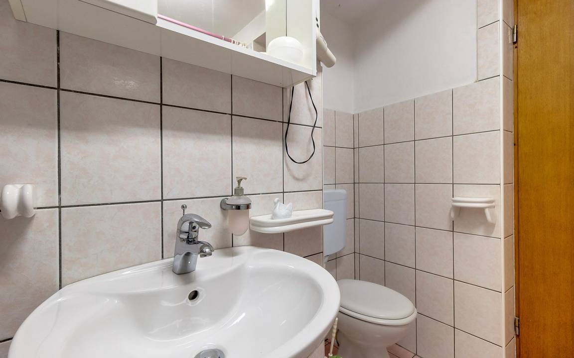 Photo of Bathroom in Nerezine