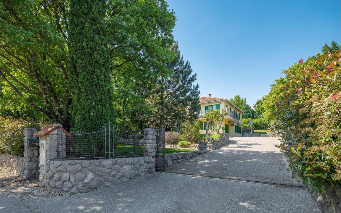 Photo of Others in Buzet