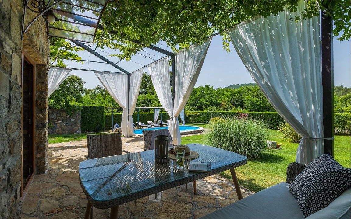 Photo of Patio Balcony in Buzet
