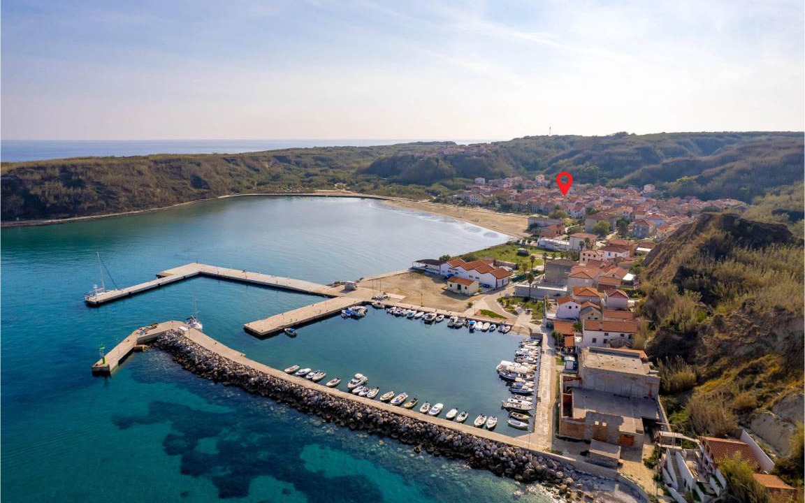 Photo of Others in Susak