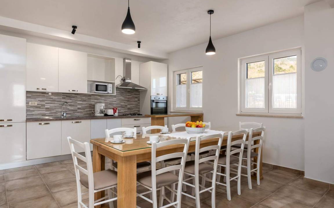 Photo of Kitchen in Sveta Jelena