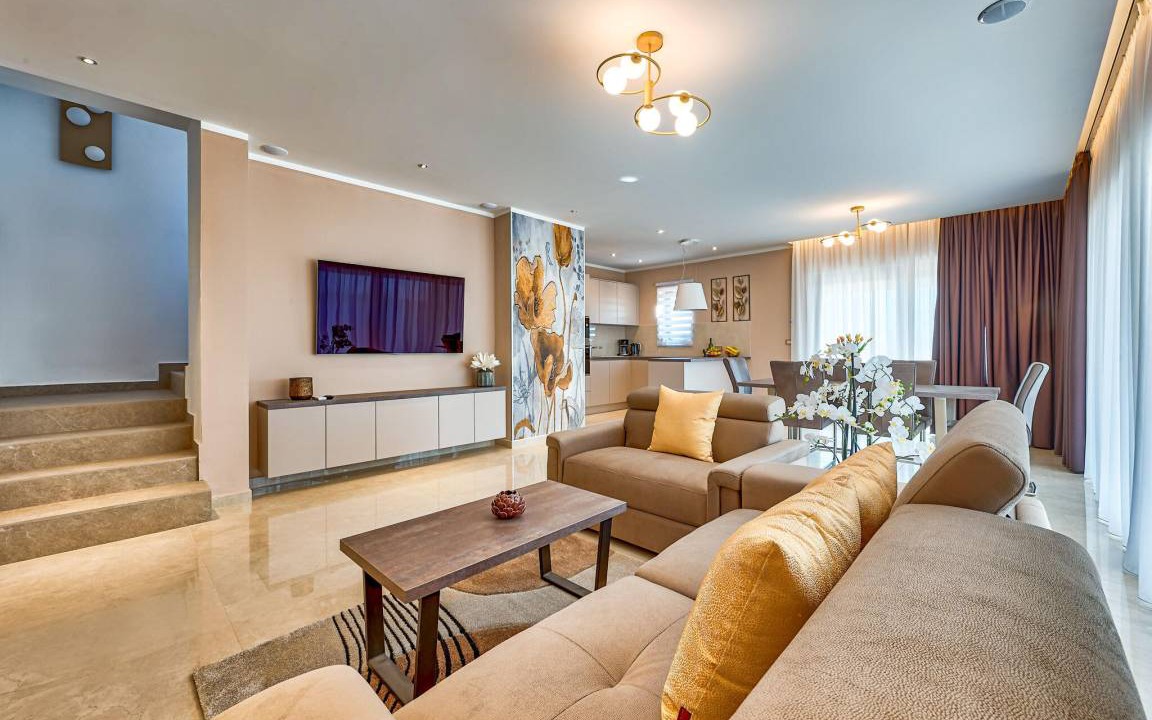 Photo of Livingroom in Brgod