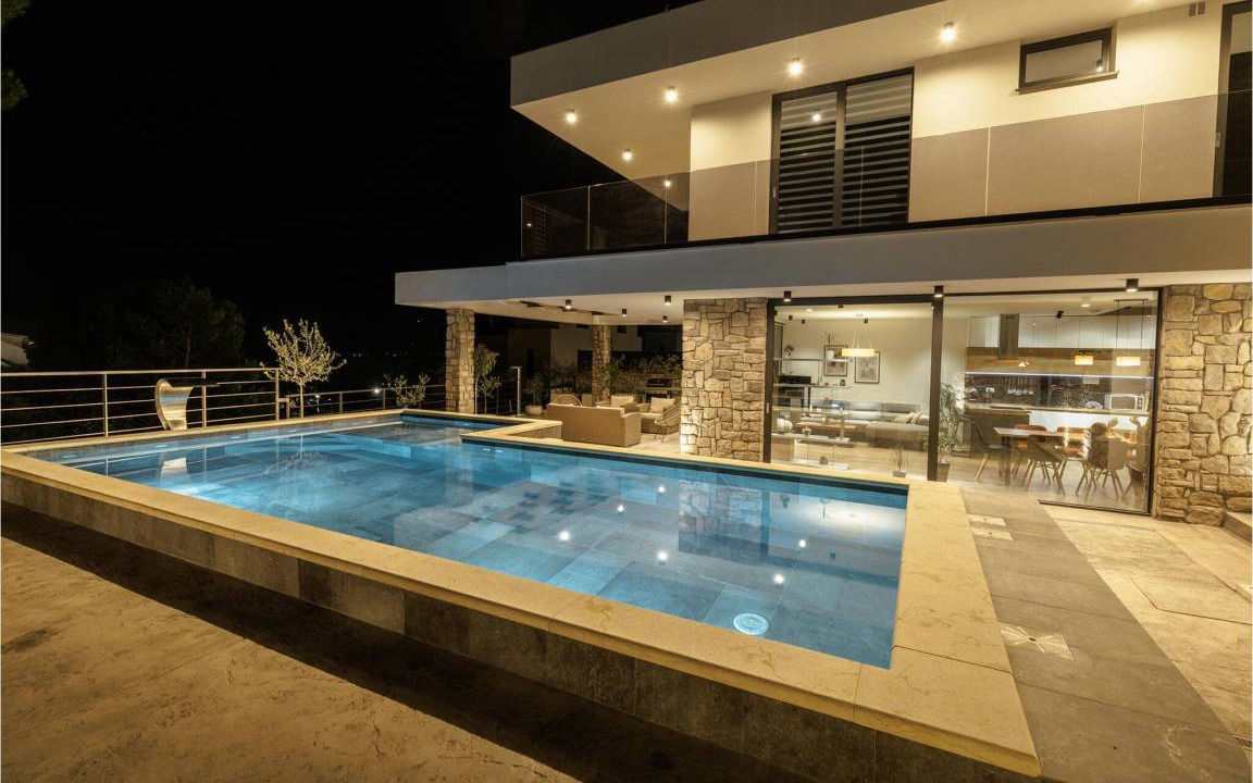 Photo of Others in Komarna