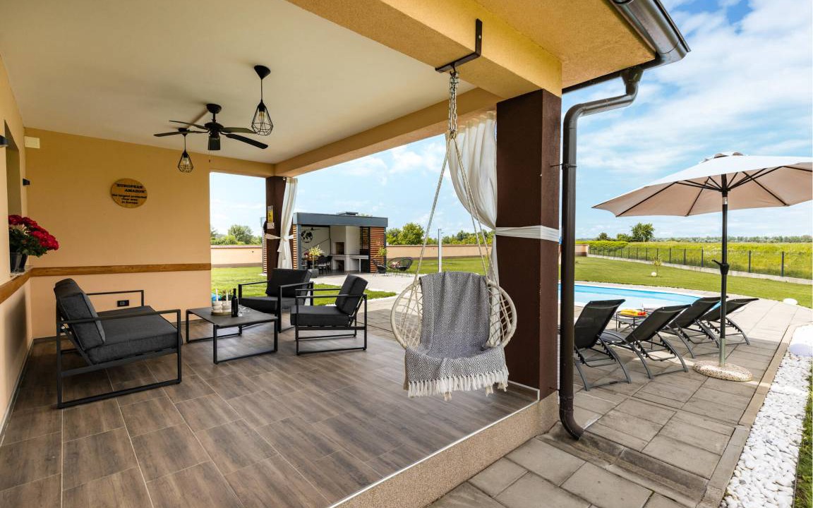 Photo of Patio Balcony in Pitomaca