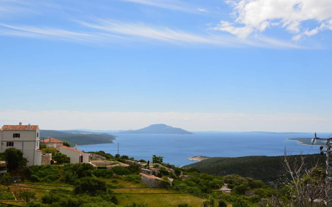 Photo of Others in Cres
