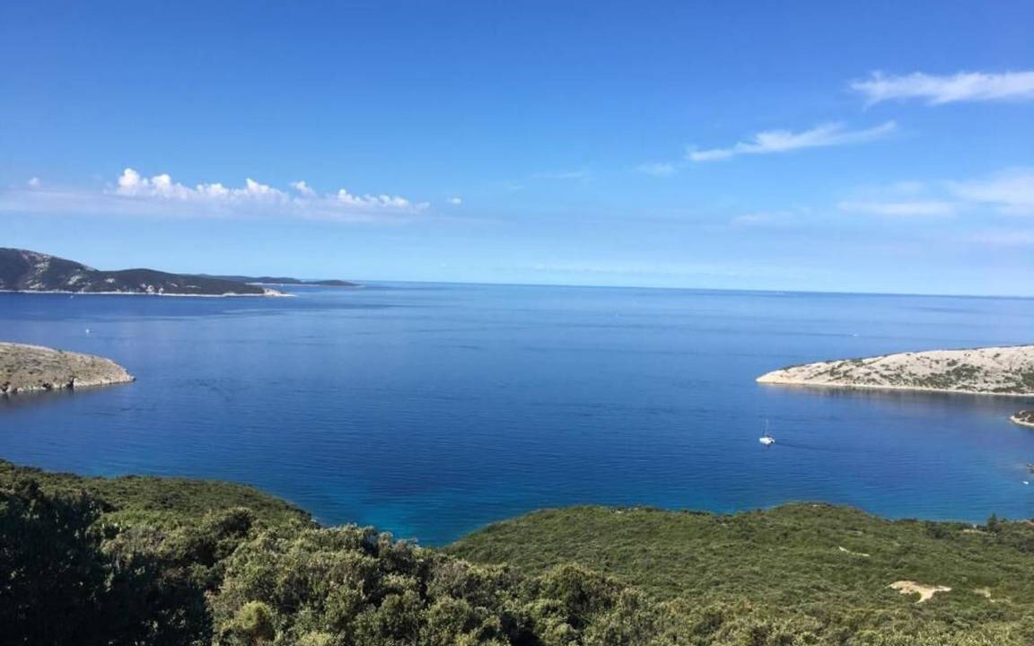 Photo of Others in Ustrine