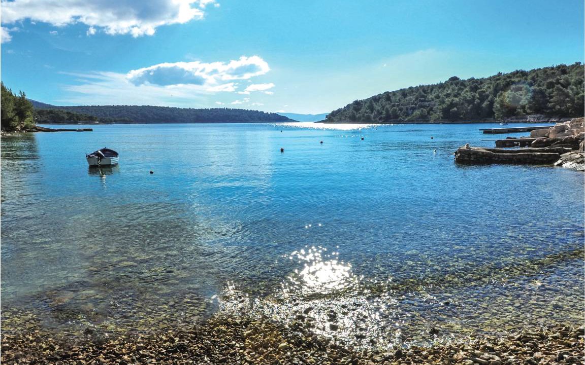 Photo of Others in Cove Osibova (Milna)