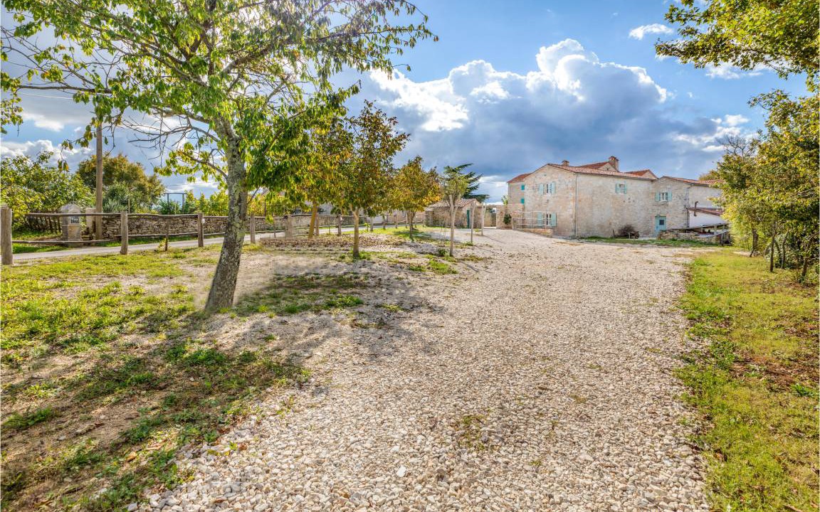 Photo of Others in Karlovici