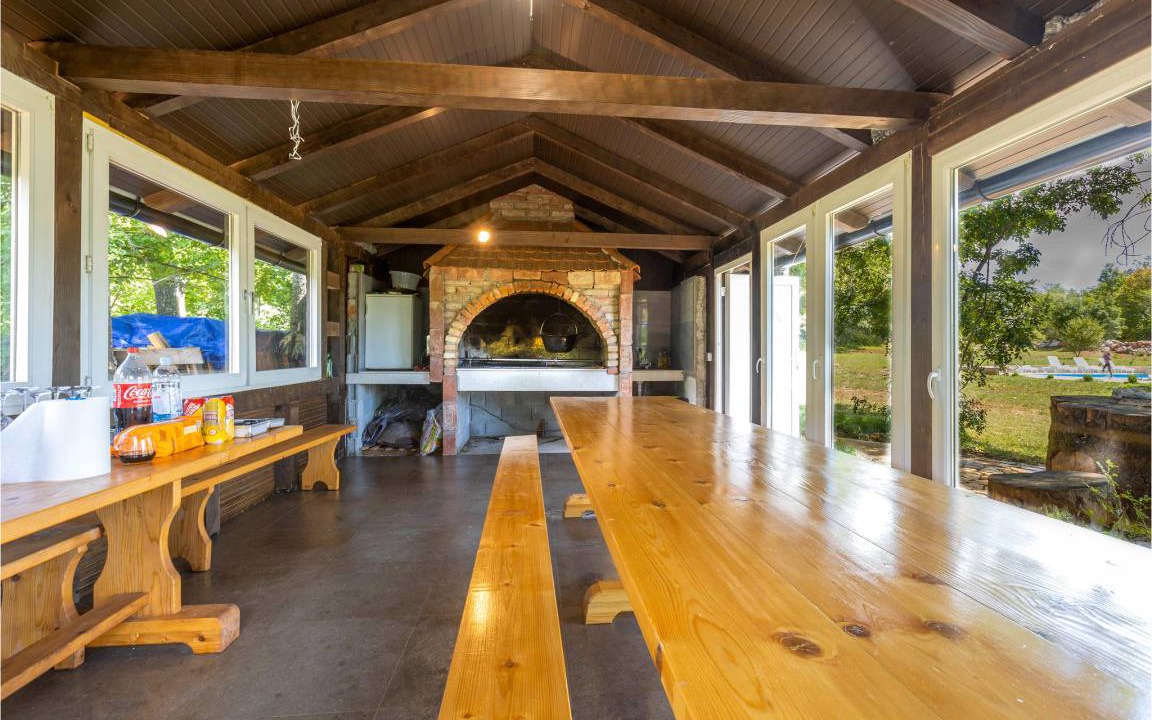 Photo of Others in Lovinac