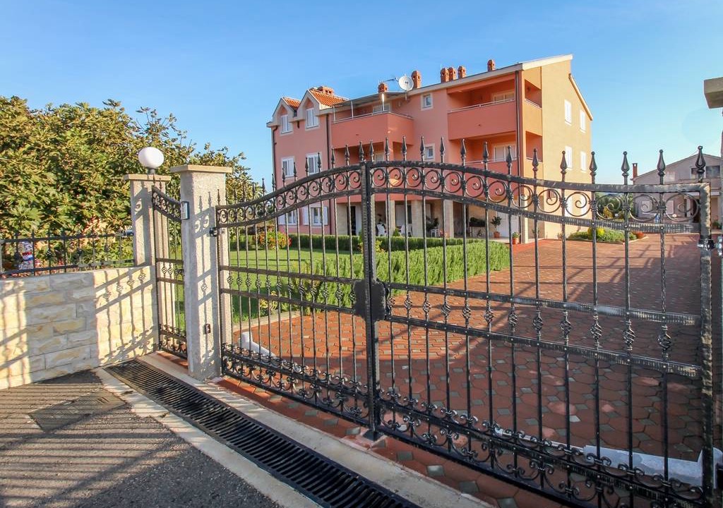 Photo of Others in Nevidane