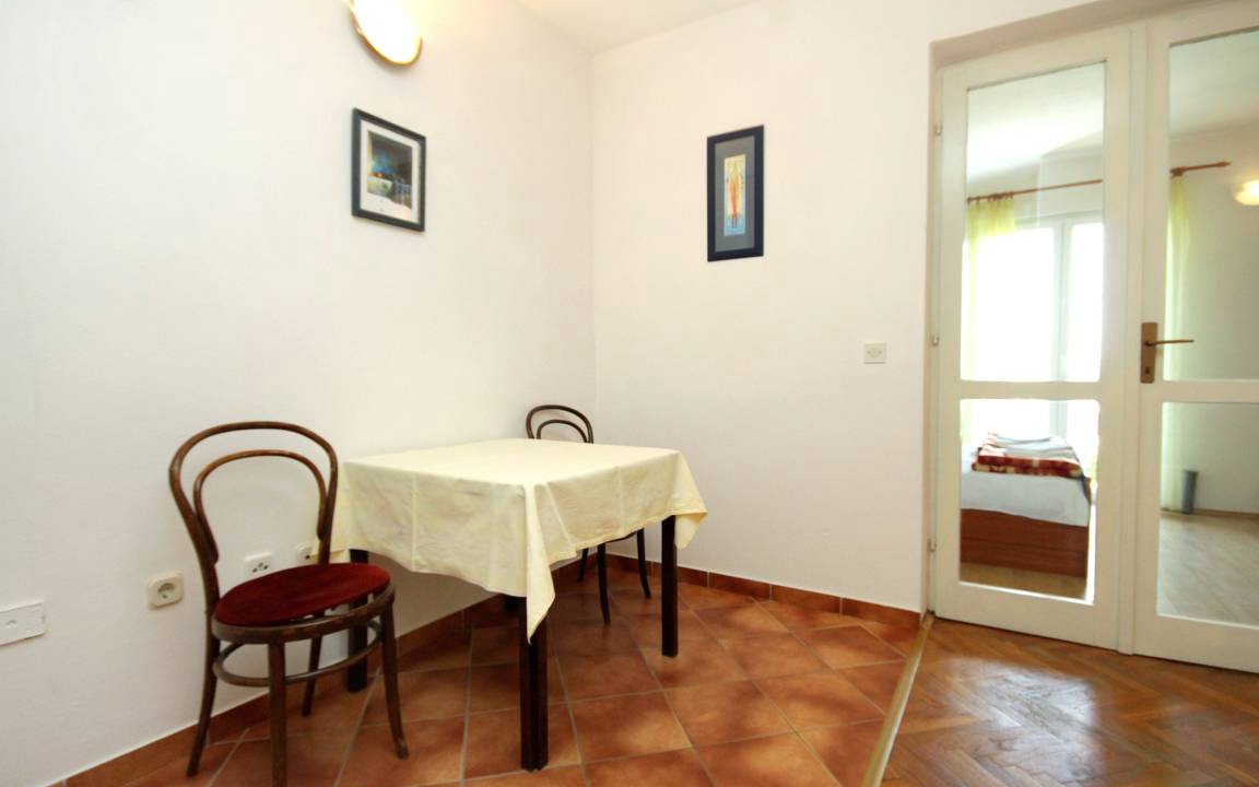 Photo of Others in Molunat
