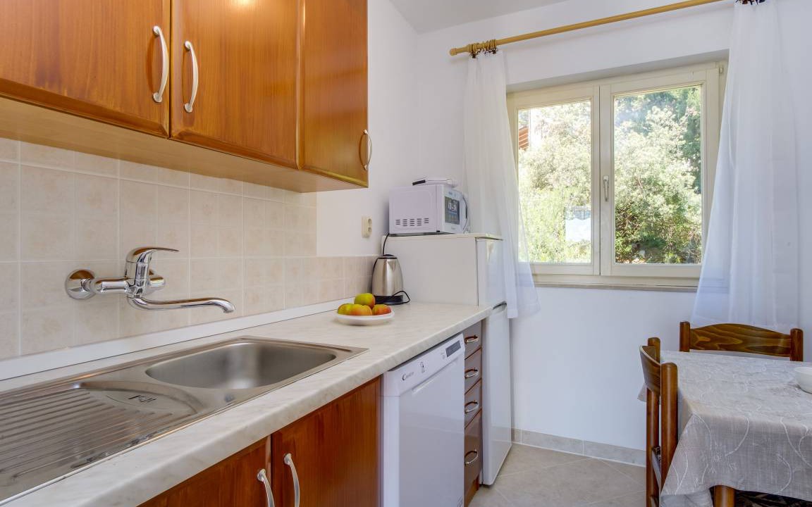 Photo of Kitchen in Cove Murtar