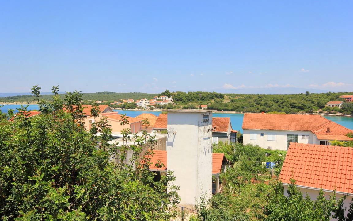 Photo of Others in Loviste