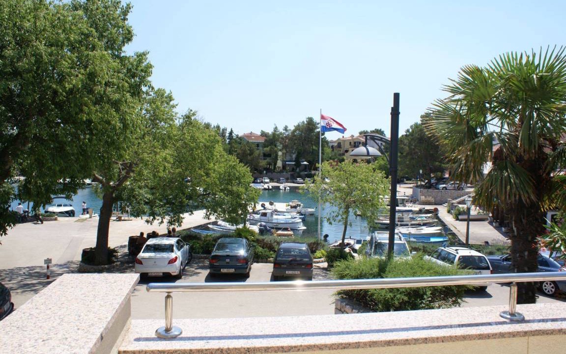 Photo of Others in Porat