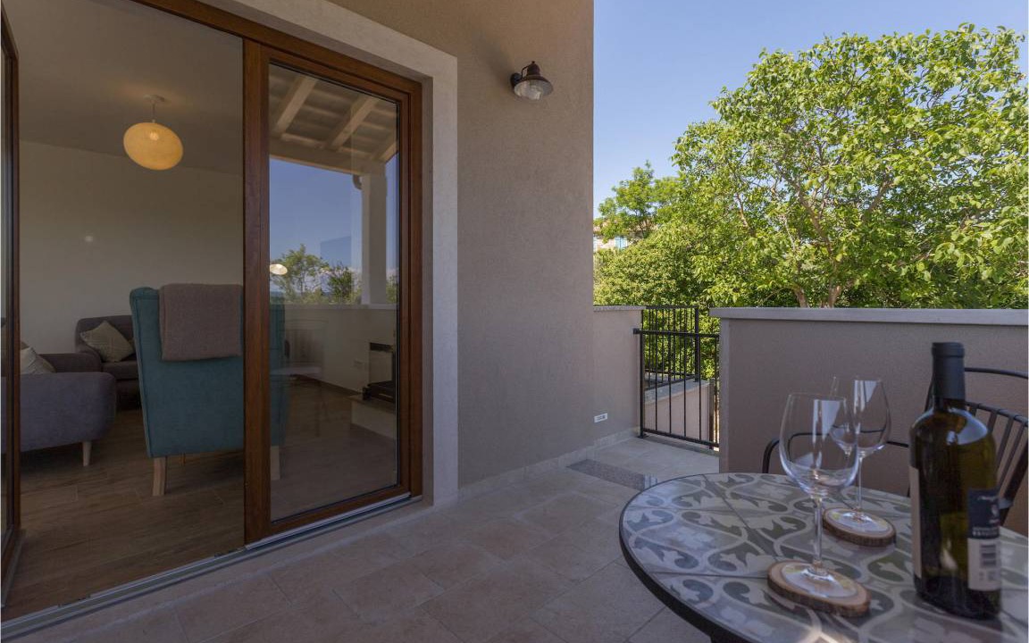 Photo of Patio Balcony in Baredine
